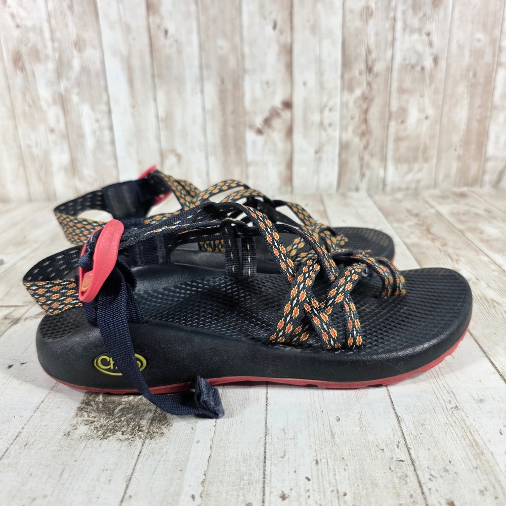 Chaco Womens Z Cloud 2 Black Red Multi‎ Color Strappy Toe Loop Sandals Size W7